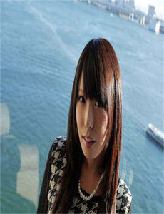 《漂亮的女邻居3》