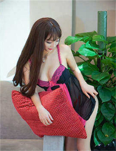 播放萱草花